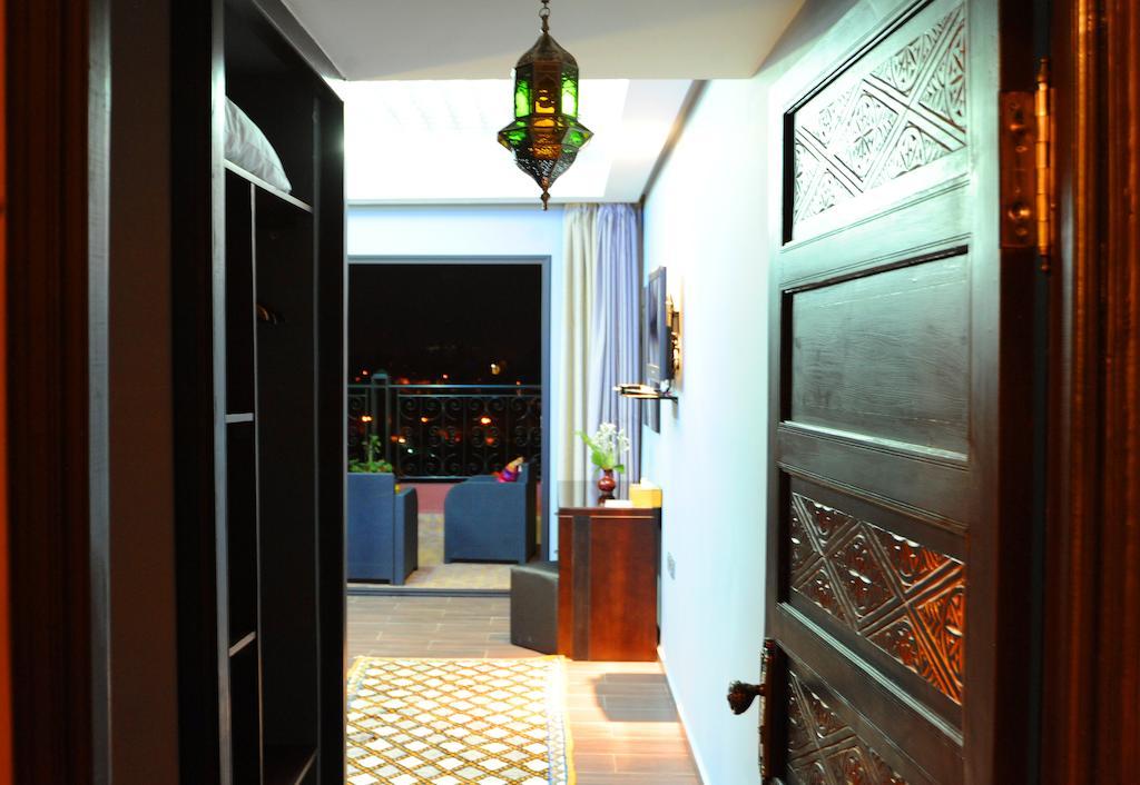 Collier De La Colombe Hotel Meknès Quarto foto